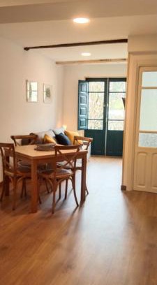 Villafranca del Bierzo Apartment | El Volante Alojamiento Turístico