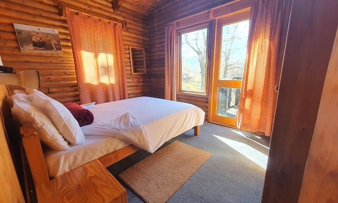 Drakensberg Gardens Bed & Breakfast | Eland Valley Resort