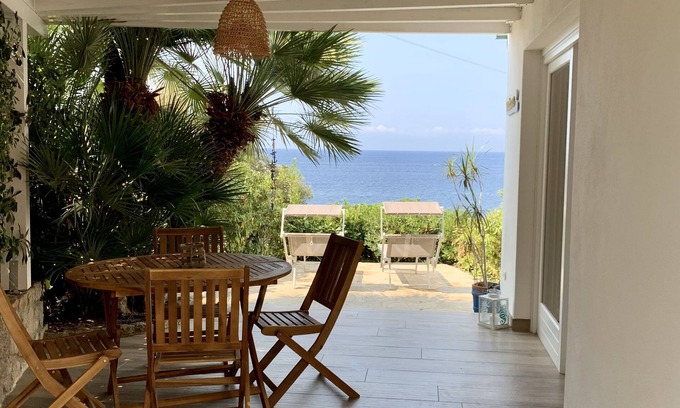 Chiessi House | Elba - Spacious and lovely one-bedroom apartment a few steps from the sea