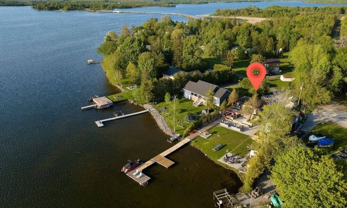 Kirkfield Cottage | Eldonia Sunset Luxury Cottage
