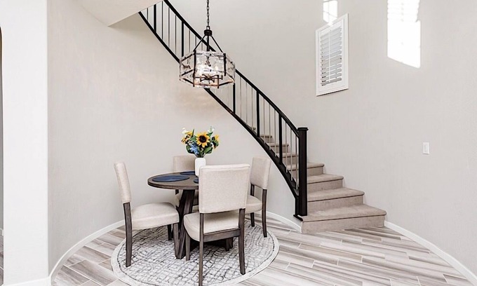 Desert Ridge Condo | Elegance at Desert Ridge - Spacious Townhome