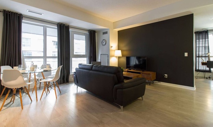 Financial District Apartment | Elegant 1BR Apt with Balcony near Rogers Centre