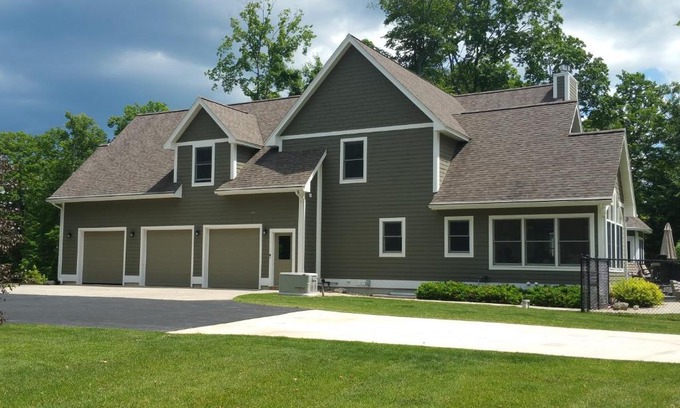 Traverse City Apartment | Elegant 2 King Bedrooms Apartment - 4 guest maximum and2 night minimum