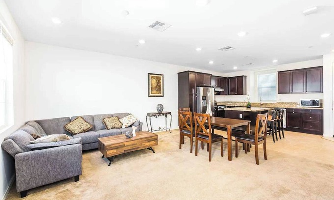 Eastvale Downs House | Elegant 3BR Residence｜Office & Study Space｜Fenced Yard｜Flexible Leasing #41351