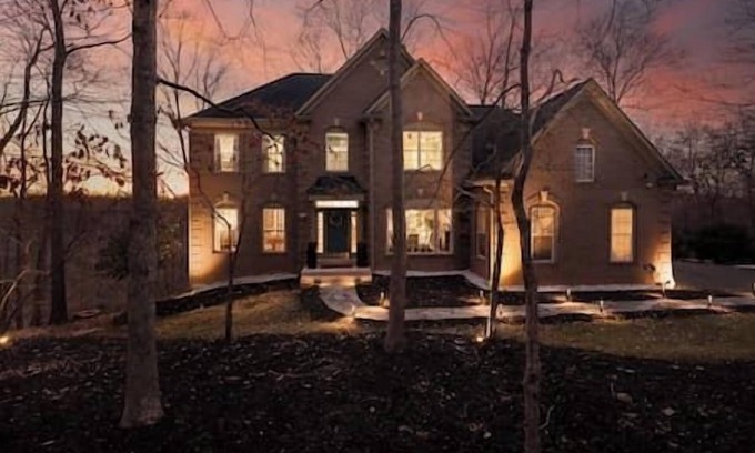 Manassas House | Elegant 5BR Escape on 5 Wooded Acres: Near Historic Manassas & 1 Hour from DC