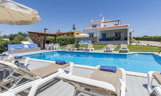 Boliqueime Villa | Elegant Algarve Villa | 4 Bedrooms | Villa Elegance Algarve | Private Pool & Air Conditioning | Boliqueime
