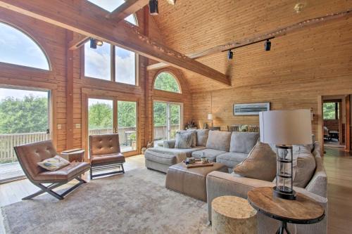 Harrison House | Elegant and Quiet Maine Escape with Sauna and Deck!