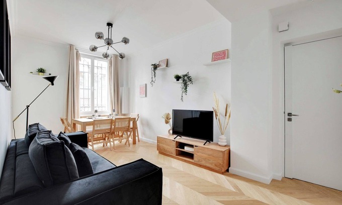 20th Arrondissement Apartment | Elegant apartment -2BR/6P - Père Lachaise