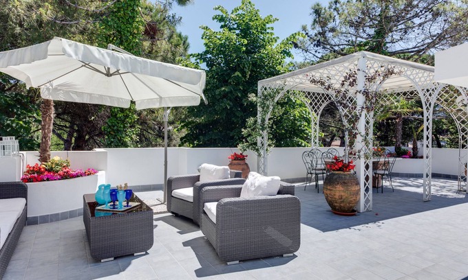 Cervia Apartment | elegant apartment in the green and with large terrace