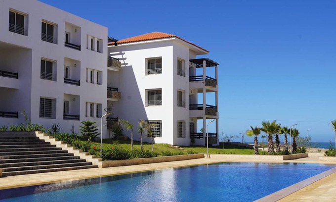 Pont Blondin Apartment | Elegant apartment for rent in El Mansouria.