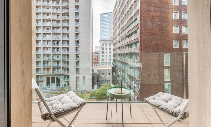 Centro Direzionale Apartment | Elegant Apt for 4 - 5 min to Central Station