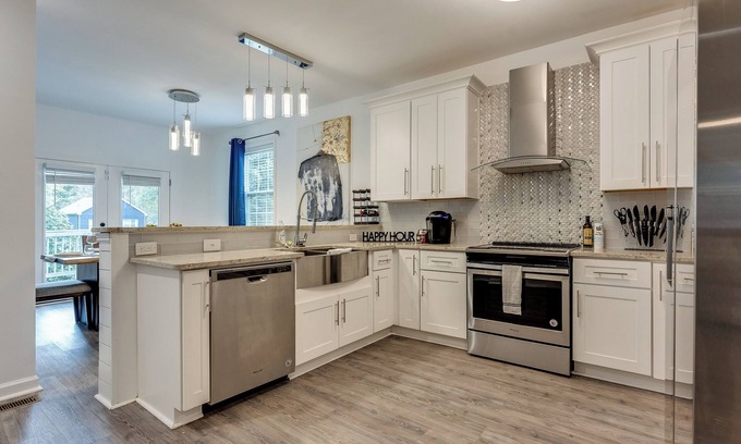 Sylvan Hills House | Elegant Atlanta Home - Self Check-in