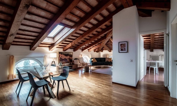 Mendrisio Apartment | Elegant attic room with view over the Mendrisio valley (SALORINO 2)
