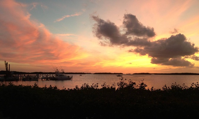 Islamorada Condo | Elegant Bay Harbor Condo with 50 Foot Boat Slip, Heated Pool, Hot Tub, and Gym