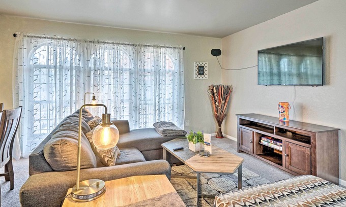 Rustic Hills House | Elegant Comfort - Sleeps 8 - Views of Pike's Peak
