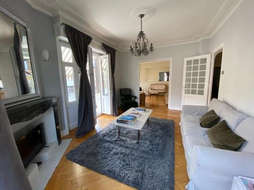 La Roche-sur-Foron Apartment | Elegant Duplex de Haut Standing de 230m2