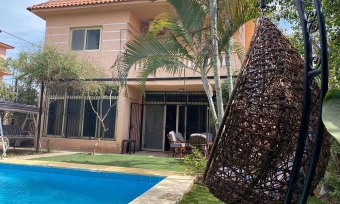 New Burj al-'Arab City Villa | Elegant Villa with Private Pool