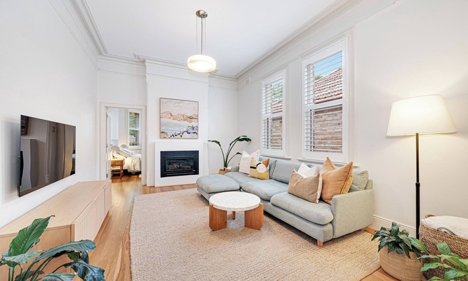 Cammeray House | Elegant Federation House in Top Location in Cammeray