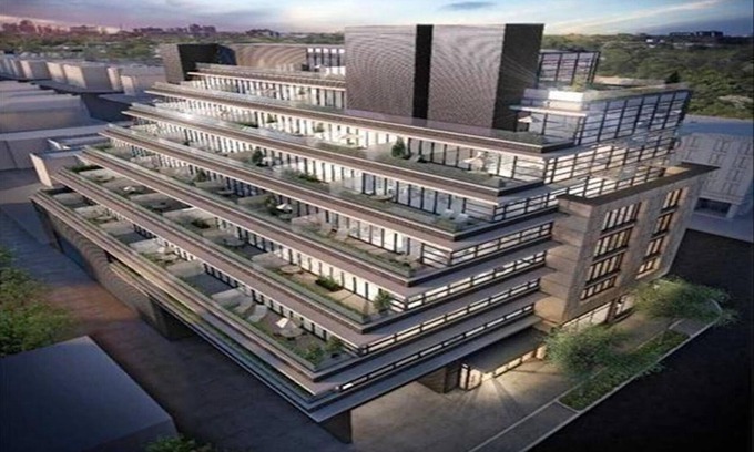 Cedarvale Condo | Elegant Forest Hill Condo - 24 Hour Concierge - Six Month Term