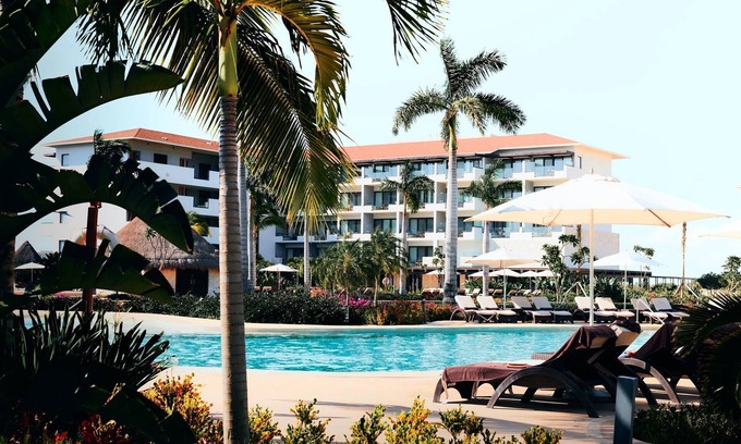 Jimeta Hotel | Elegant Hotel & Suites by City Green