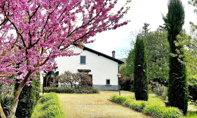 Savigno Villa | Elegant Italian villa nestled perfectly in the Bolognese hills of Emilia-Romagna