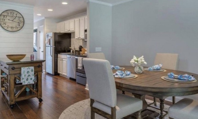 Shipyard Plantation Condo | Elegant lagoon villa near ocean