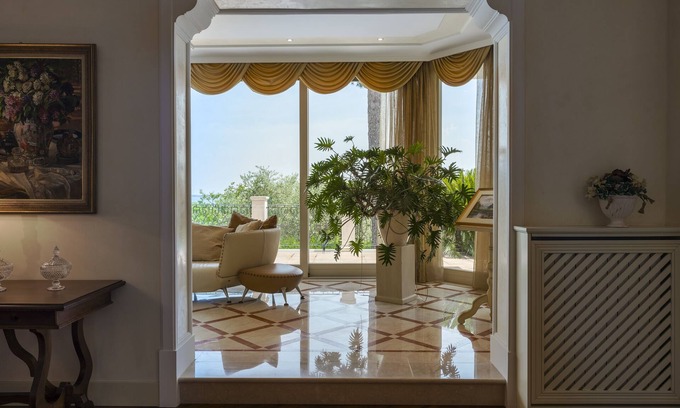 Moniga del Garda Villa | Elegant lake view villa with swimming pool