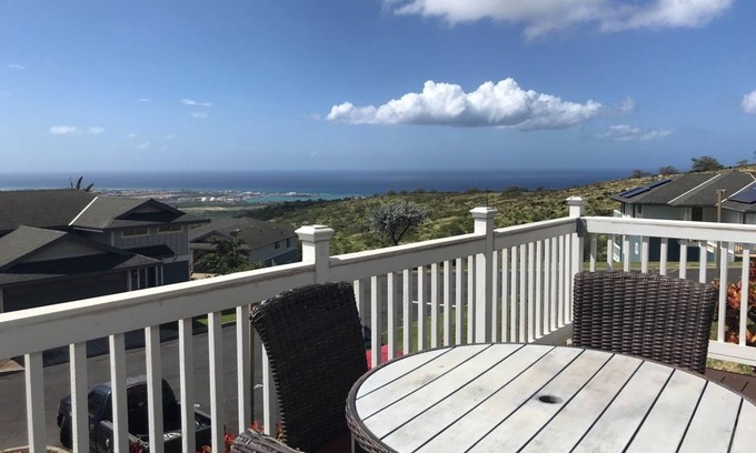 Makakilo City House | Elegant Makakilo Elele 48: 2BR w/Stunning Ocean Views, Workspace & Lanai