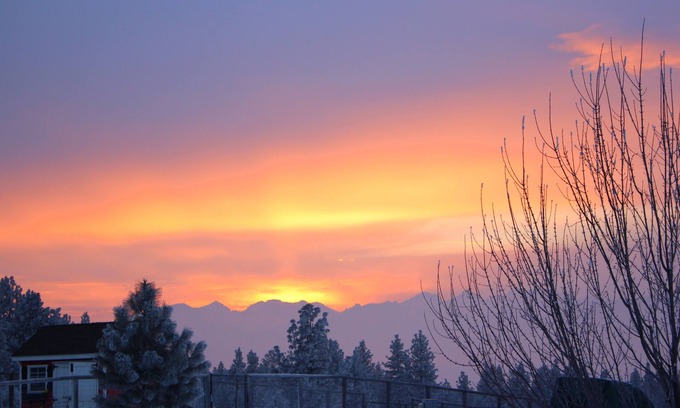 Stevensville House | Elegant Montana Suite w/Putting Green great WIFI