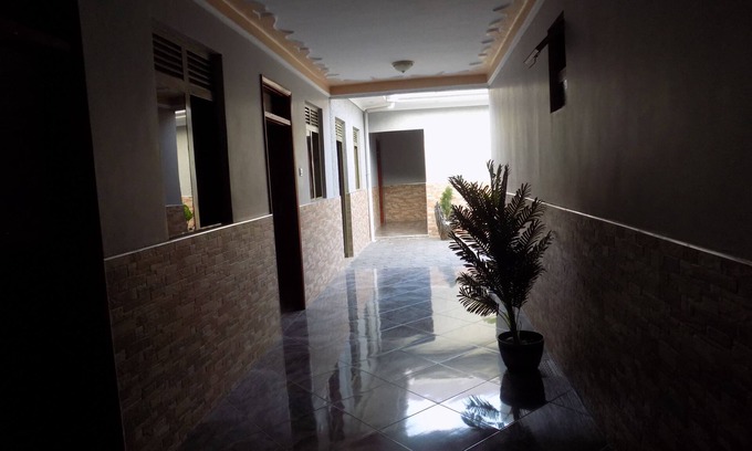 Ntungamo House | Elegant Motel