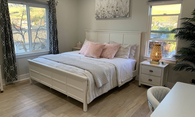 Milpitas House | Elegant new 1B1B attached suite at East Milpitas