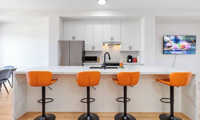 Oakville House | Elegant New Home ~ Oakville