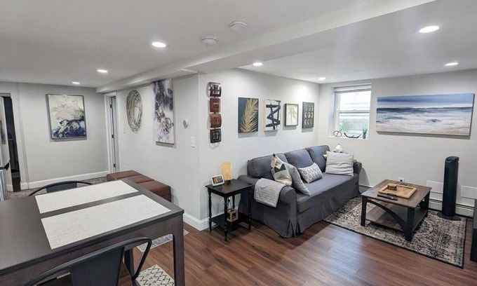 Albany Apartment | Elegant newly renovated smart apartment
