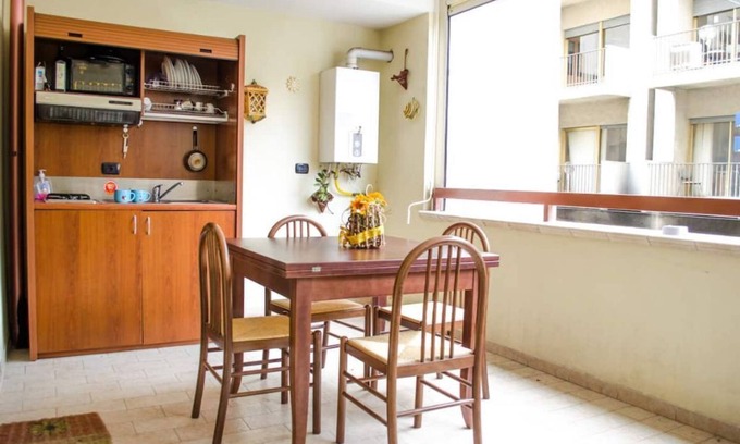 Reggio Calabria Apartment | Elegant one-bedroom apartment 5 minutes from the sea ideal for 4 people