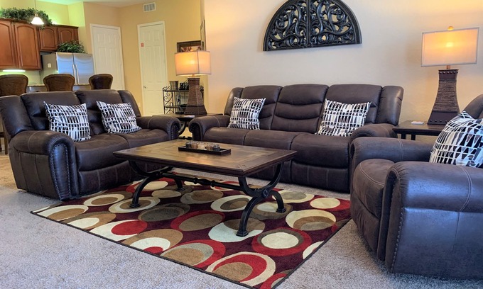 Florida Central Atlantic Coast Condo | Elegant penthouse with ample space – the perfect place to connect and relax!