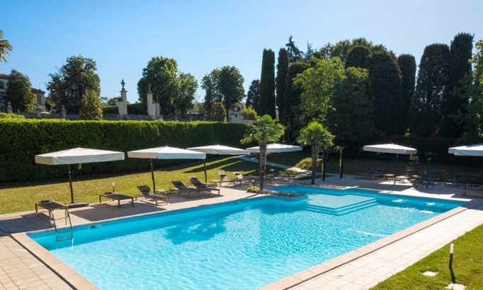 Montesiro Villa | Elegant Prinetti residence with pool,tennis Monza