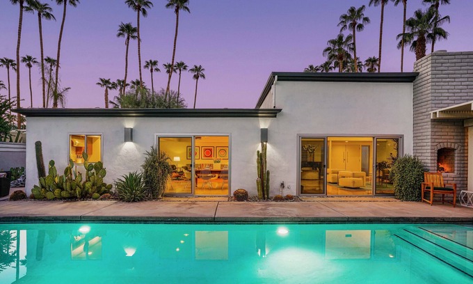 Deepwell Estates House | Elegant Secluded Deepwell Oasis with Mini Golf