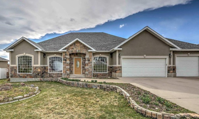 Smithfield House | Elegant Smithfield Home with Views - 6 Mi to USU!