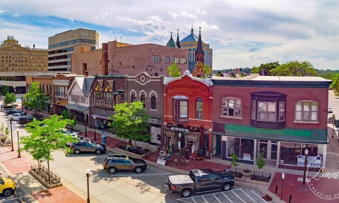 Wausau House | Elegant studio in the heart of Downtown Wausau