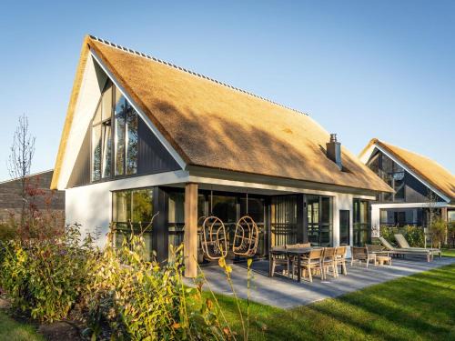 De Cocksdorp Villa | Elegant Texel Villa with Spa