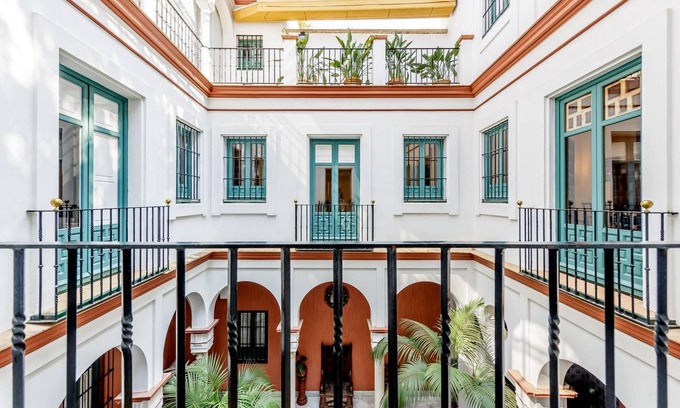San Bartolome Apartment | Elegant town house for 6 people situated in the best area of Seville