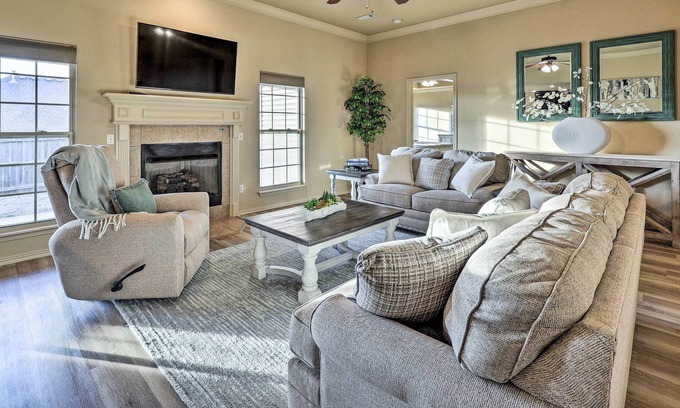 Bentonville - Fayetteville House | Elegant Vacation Rental w/ Private Yard!