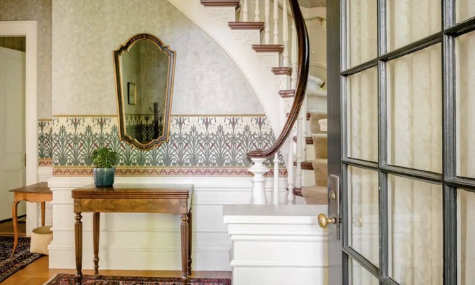 Grass Valley House | Elegant Victorian Walking Distance to Downtown Grass Valley
