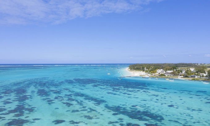Blue Bay Villa | Elegant villa, 100% private garden/pisicine