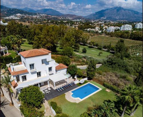Puerto Banus Villa | Elegant Villa Retreat with Lush Gardens