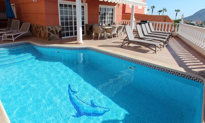 Chayofa Villa | Elegant villa with private heated pool, jacuzzi and stunning sea view