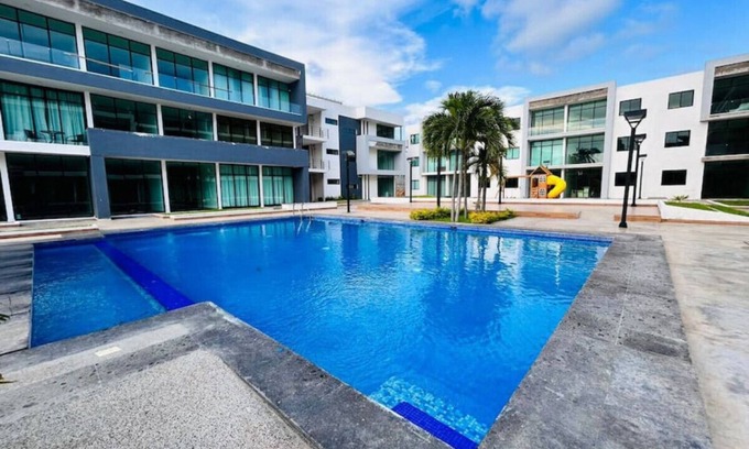 Las Gaviotas Condo | Elegante departamento en zona dorada para familias