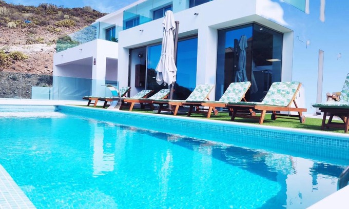 Costa Adeje Apartment | Elegante y moderna Villa Miami