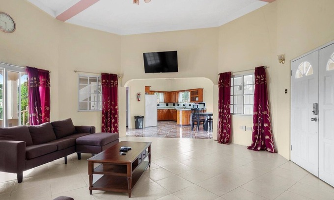 Morne Rouge Apartment | Elegantly appointed 3 bed/rm 2 bath-unparalleled location to the beach access