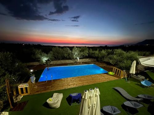 Omales House | Elements of Diros